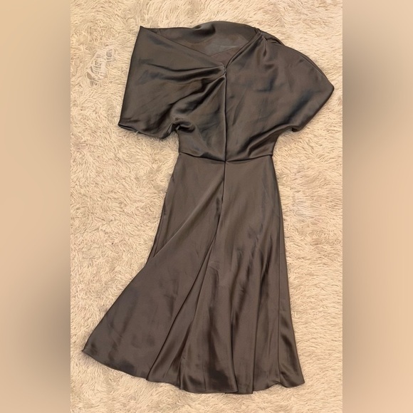 NWOT Amsale The Slouch Draped Satin One-Shoulder Midi Dress sz 2 - Picture 6 of 8